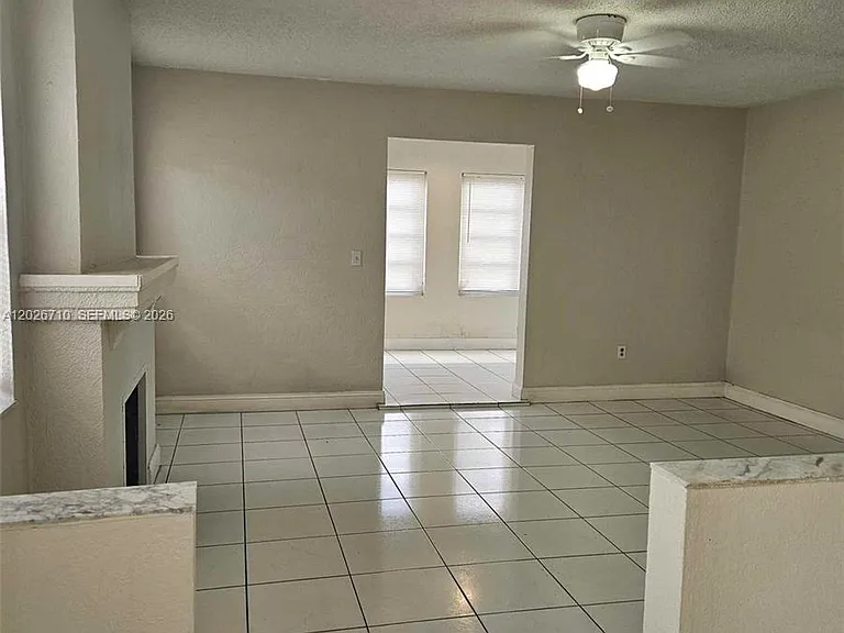 3431 SW 4th St #1 — Photo 9