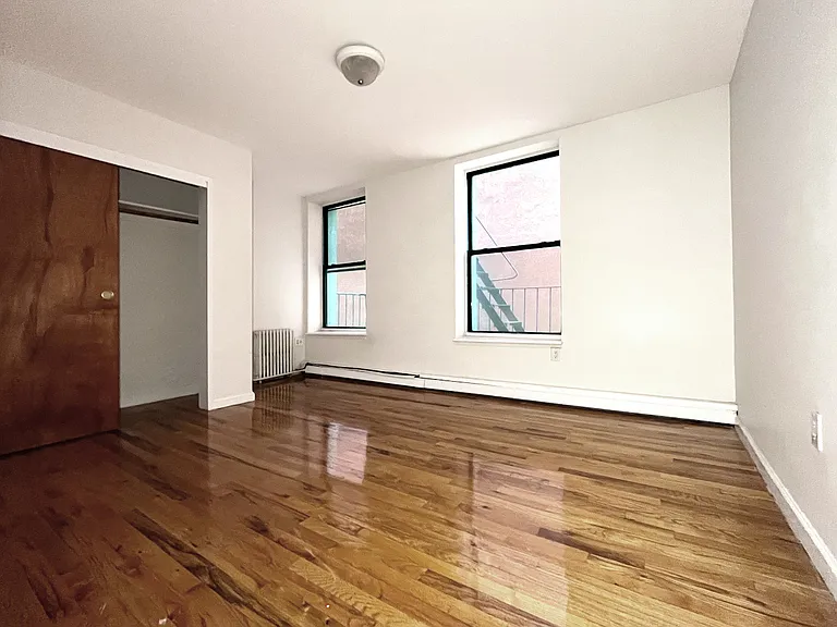 94 Havemeyer St — Photo 3