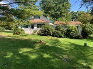 484 Bovie Hill Rd, Hoosick Falls, NY 12090