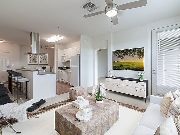 5th image of 24015 Copperhill Dr APT 06203