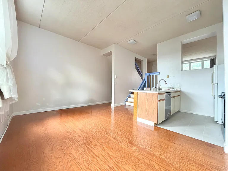 26 Ellingwood St #26 — Photo 6