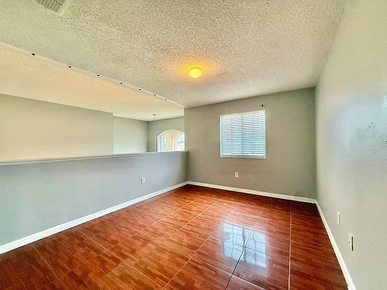 677 Elbridge Dr — Photo 27