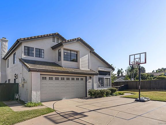 4th image of 2517 Brown Dr