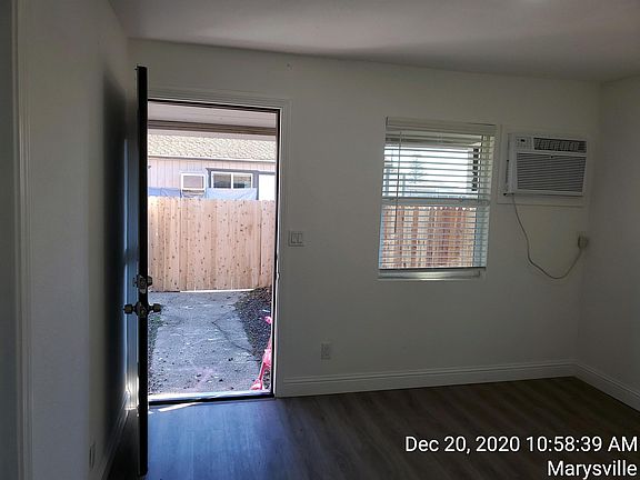 3rd image of 1738 Linda Ave #C