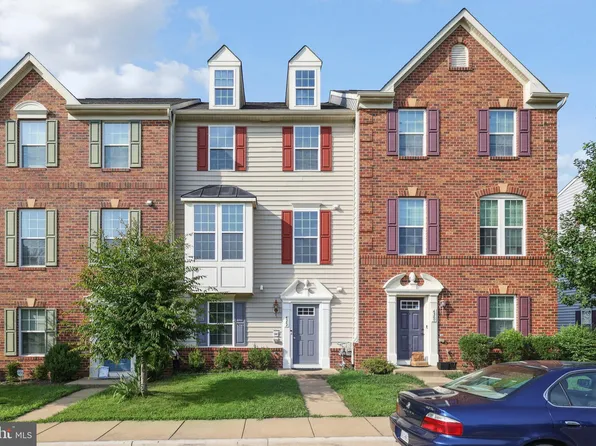 4382 Daisy Reid Ave, Woodbridge, VA 22192