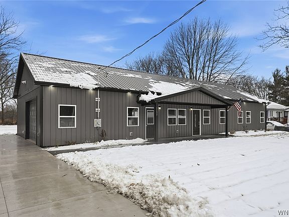 2nd image of 1192 Quaker Rd