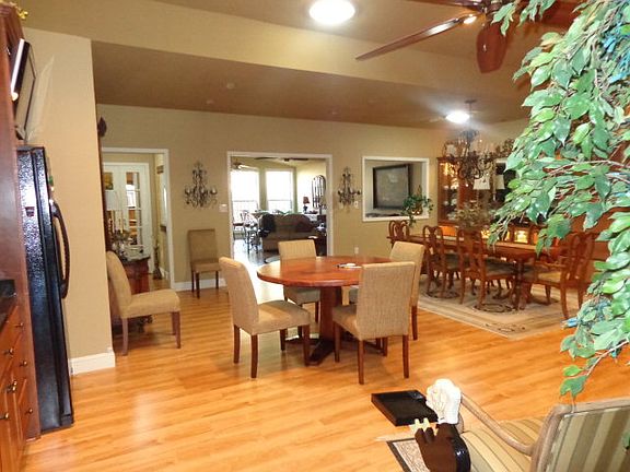 3rd image of 341 Paris Harbor Dr Unit A
