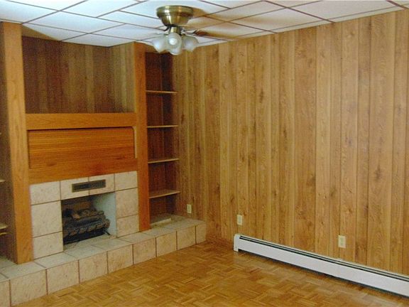 5th image of 221 N 5th St #Townhouse