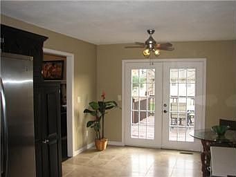 3rd image of 7833 Woodstone Ln