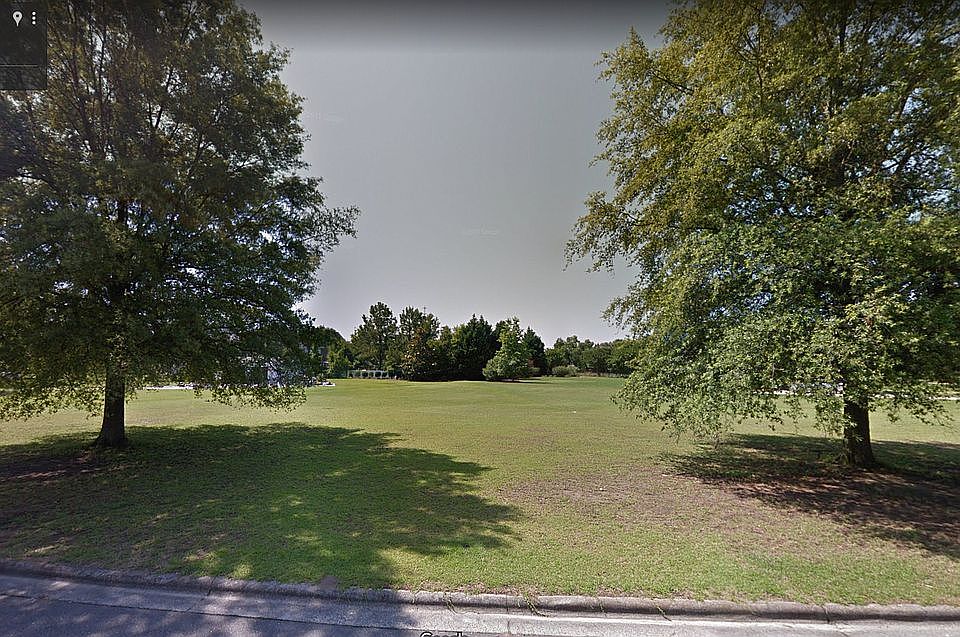 1st image of 214 Hardingwood Dr