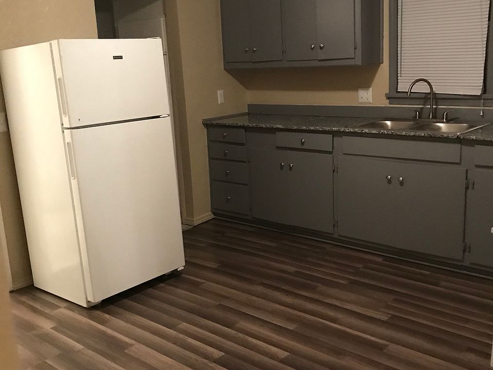 1st image of 501 SE 31st St