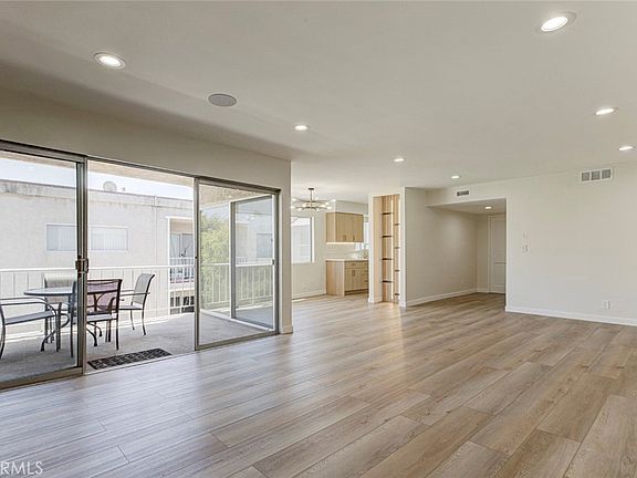 3rd image of 4487 Colbath Ave APT 309