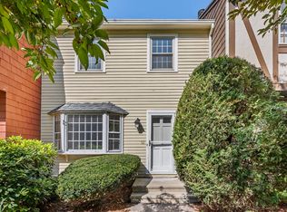 92 Prescott Dr #92, North Chelmsford, MA 01863