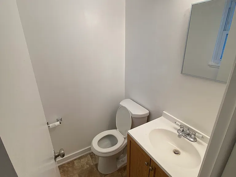 8043 Wesley Dr — Photo 24