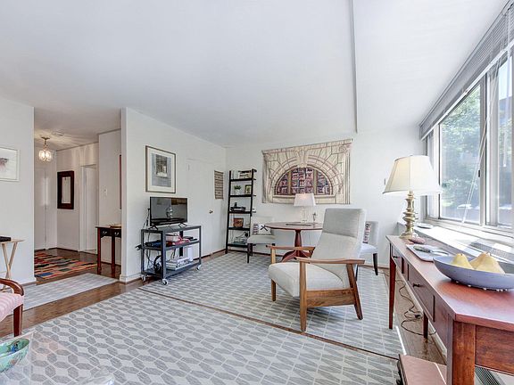 4th image of 4101 Cathedral Ave NW APT 612