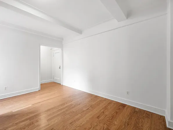 52 Clark Street image 12 of 12