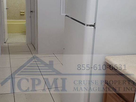 4th image of 6031 Polk St APT 12