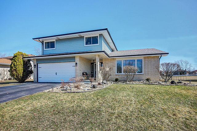1st image of 16331 Tanbark Dr
