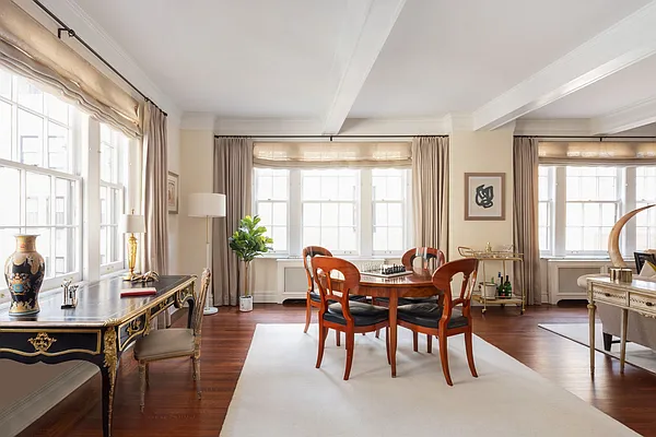 Sold by Stribling | media 14