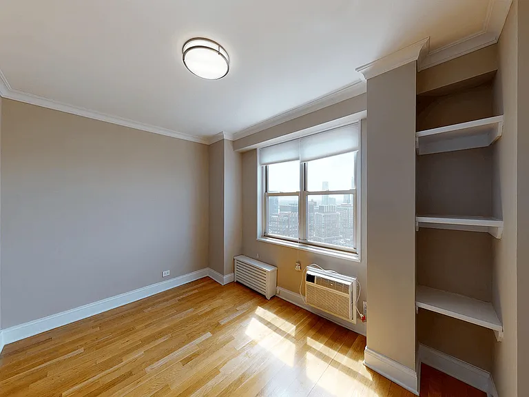 310 Greenwich St #33H — Photo 6