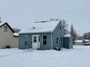 823 4th Ave W, Williston, ND 58801