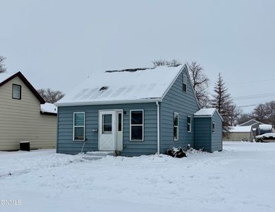 823 4th Ave W, Williston, ND, 58801