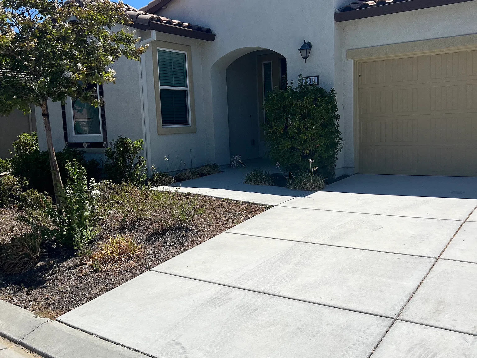 2 bed, 1837 sqft, $2,500 — Photo 2