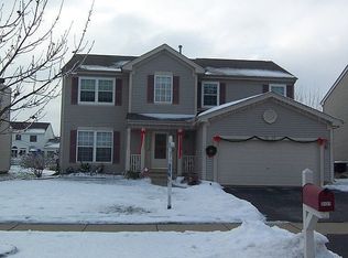 3121 Banbury Ln, Lake In The Hills, IL 60156