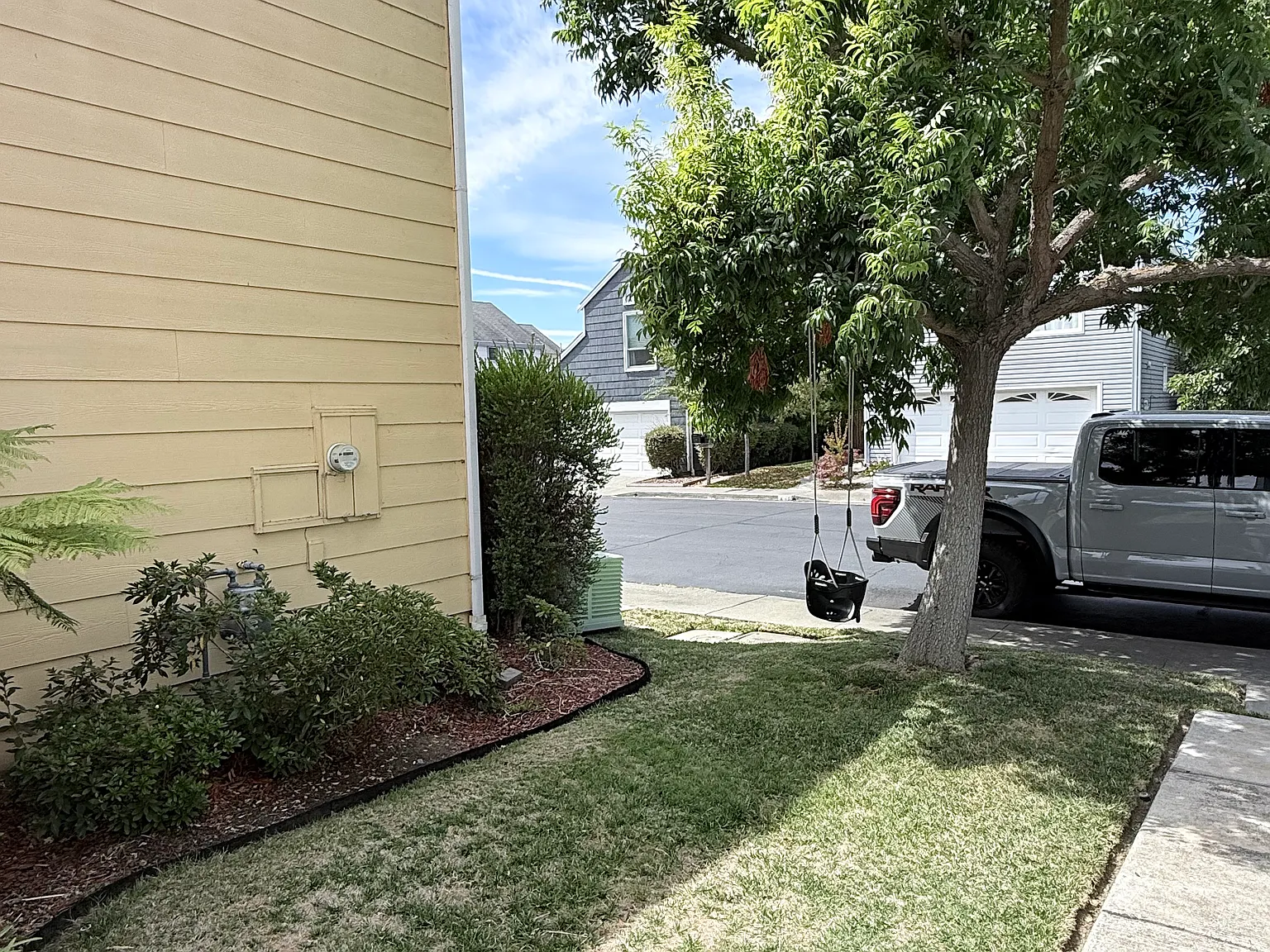 3 bed, 2.5 bath, 1460 sqft, $3,295 — Photo 4