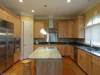 2nd image of 6027 Spinnaker Cove Ct