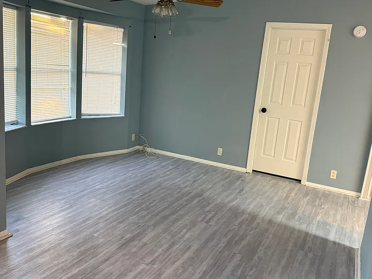 36429 Terrier Ct — Photo 7
