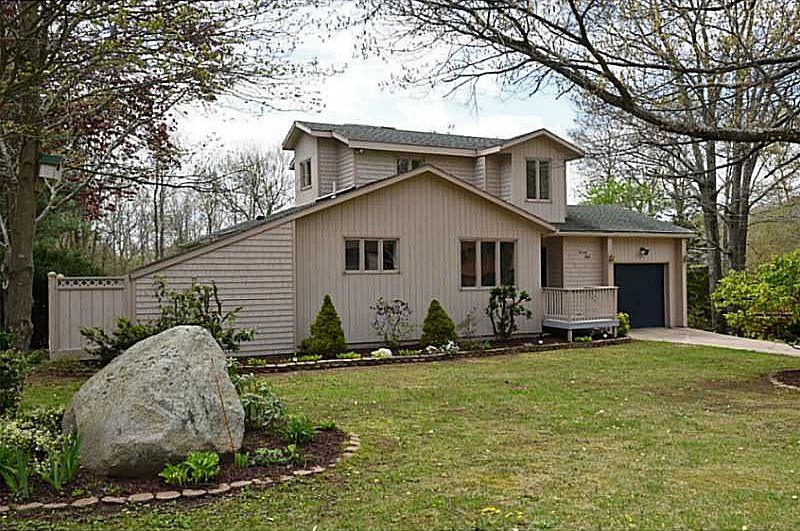 1st image of 78 Highwood Dr
