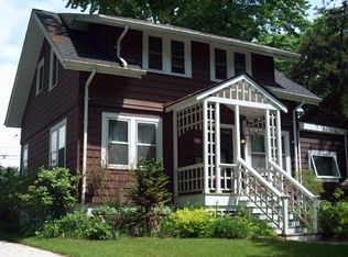 37 Kensington Blvd, Pleasant Ridge, MI 48069