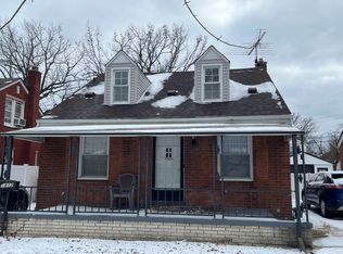 1817 Vinewood St, Wyandotte, MI 48192