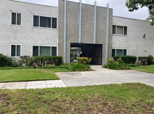 290 N Mentor Ave, Pasadena, CA 91106