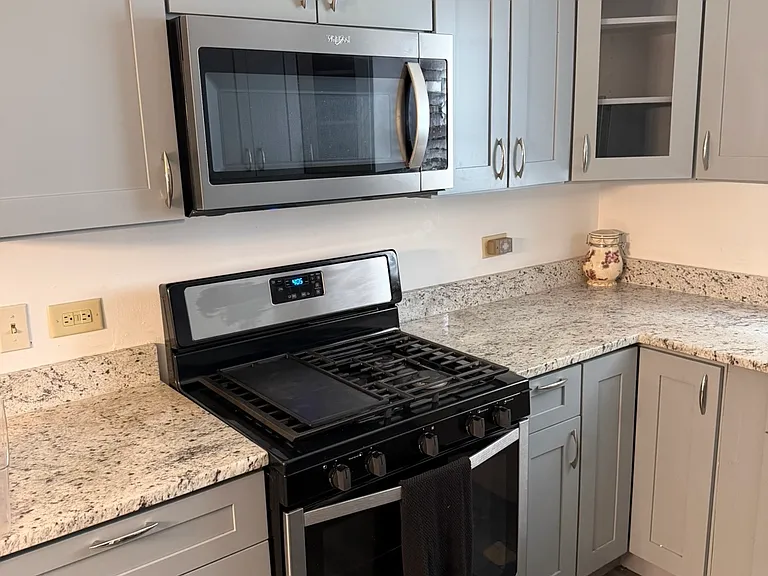 15744 Lake Dr #2 — Photo 8