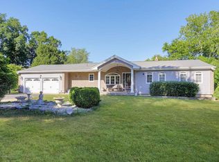 95 Apple Orchard Dr, Tinton Falls, NJ 07724