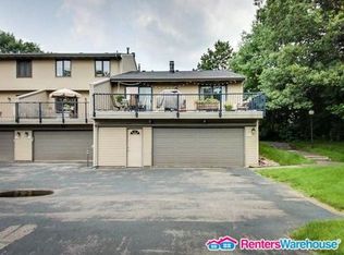 4324 Arden View Ct, Arden Hills, MN 55112