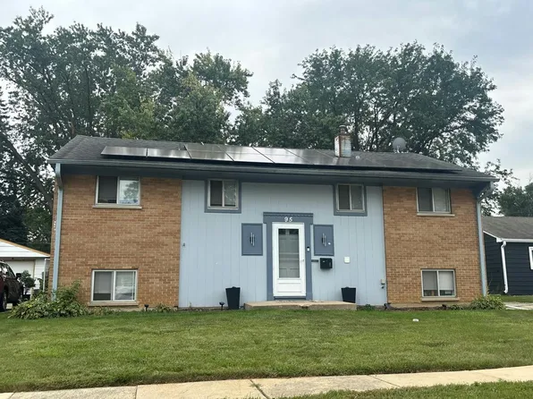 95 Windsor Ln, Glendale Heights, IL 60139