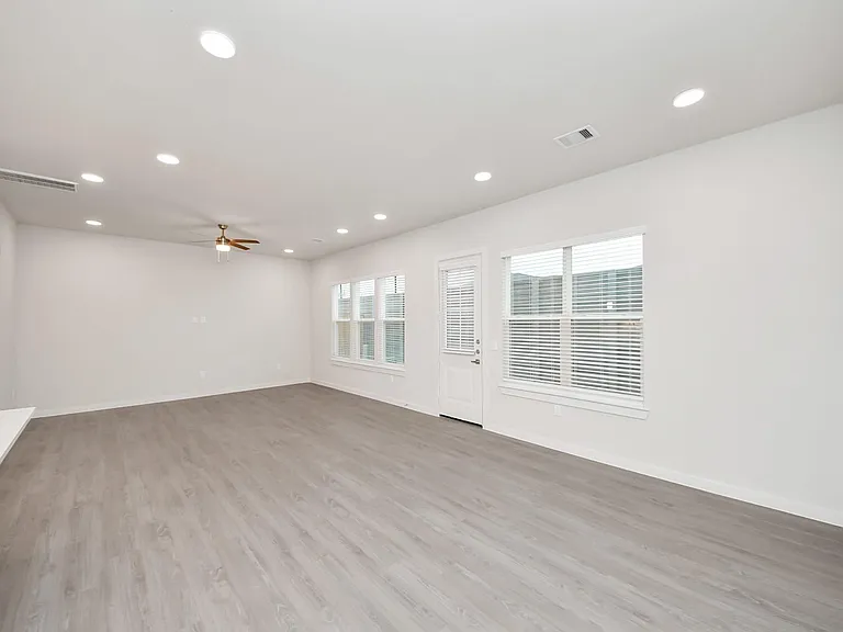 7411 Leighton Meadow Ln — Photo 20