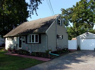16 Howard Ave, Tinton Falls, NJ 07724