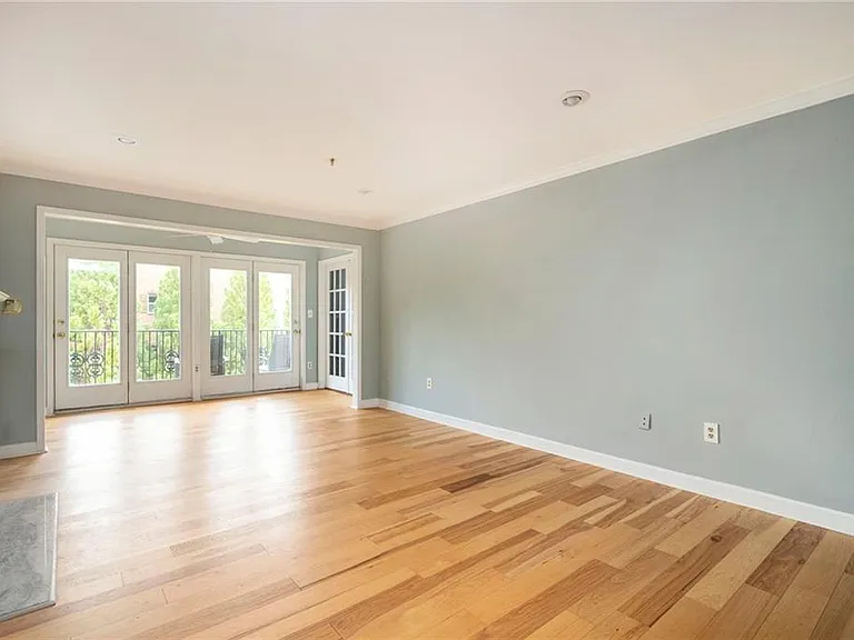 3203 Lenox Rd NE #28 — Photo 5