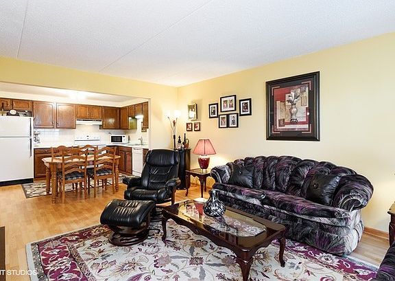 4th image of 450 Plum Creek Dr APT 202
