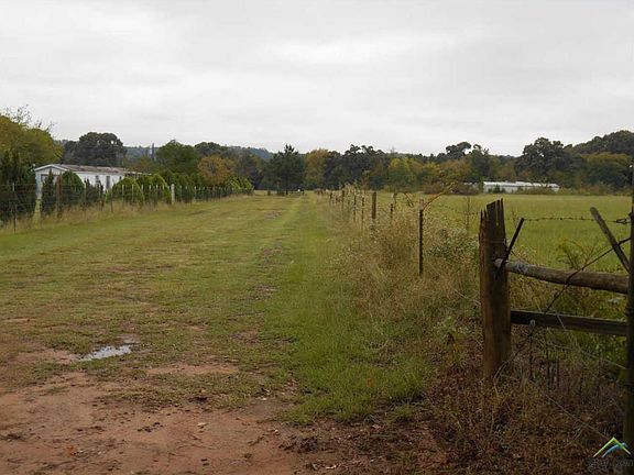 2nd image of 1721 County Road 1513