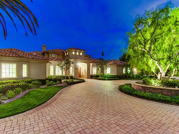3rd image of 13763 Paseo Valle Alto