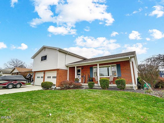 2nd image of 2935 Hanover Dr