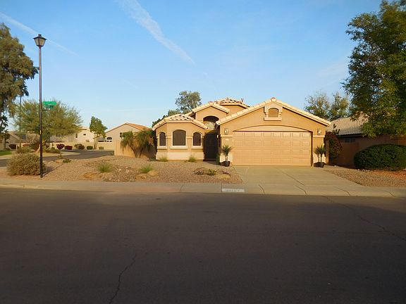 3rd image of 19267 N 79th Dr