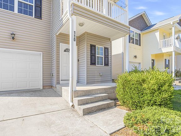 2nd image of 110 Lookout Point Pl