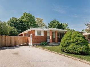 105 Kipling Ave E, London, ON N5V 1K3