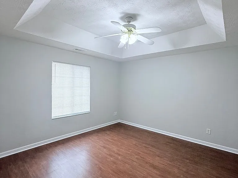 4003 Hidden Hollow Dr — Photo 9